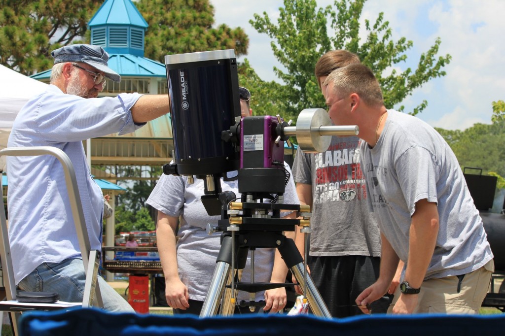 Tom explains the white light view to some of our guest observers.